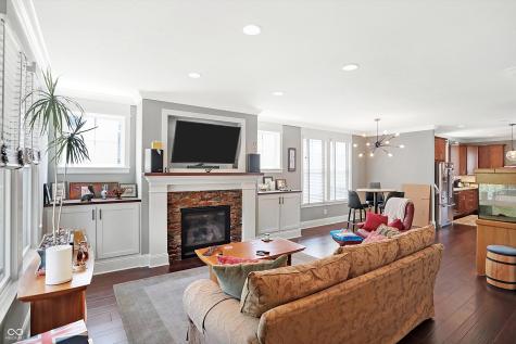 315 E City Center Drive Carmel IN 46032