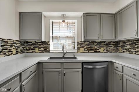 6827 Antelope Drive Indianapolis IN 46278