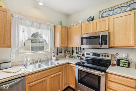 7207 Brant Pointe Circle Indianapolis IN 46217