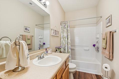 7207 Brant Pointe Circle Indianapolis IN 46217