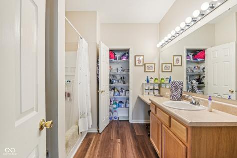7207 Brant Pointe Circle Indianapolis IN 46217