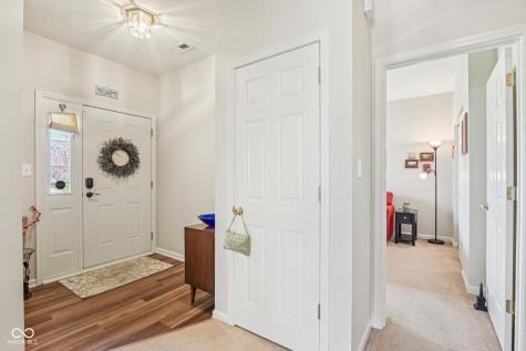 7207 Brant Pointe Circle Indianapolis IN 46217