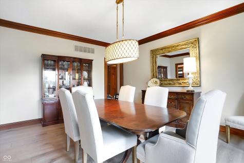 1822 S 900 E Zionsville IN 46077