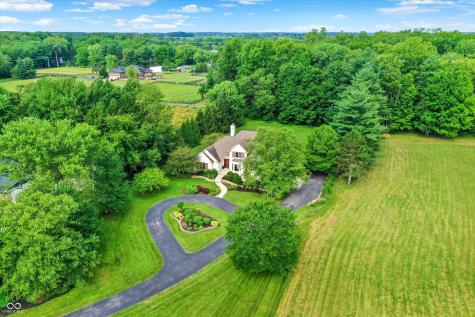 1822 S 900 E Zionsville IN 46077