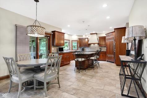 1822 S 900 E Zionsville IN 46077