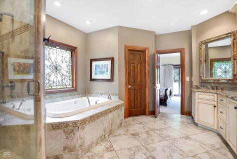 1822 S 900 E Zionsville IN 46077