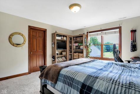 1822 S 900 E Zionsville IN 46077