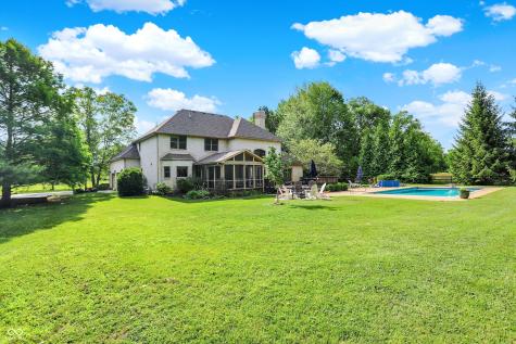 1822 S 900 E Zionsville IN 46077