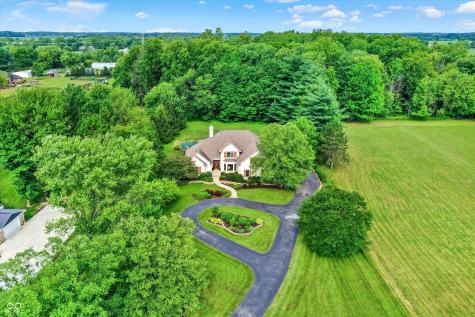 1822 S 900 E Zionsville IN 46077