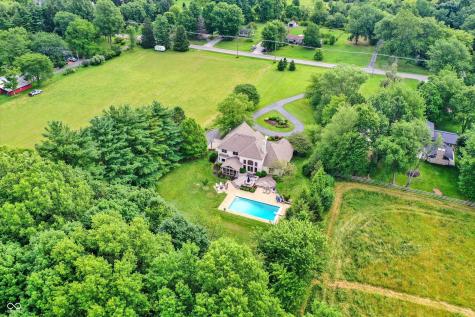 1822 S 900 E Zionsville IN 46077