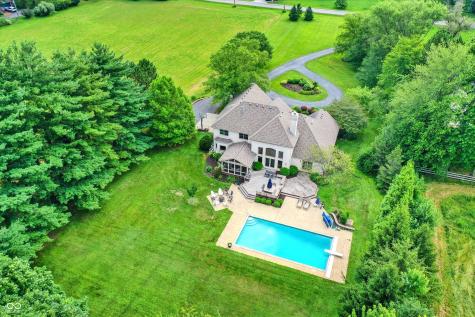 1822 S 900 E Zionsville IN 46077