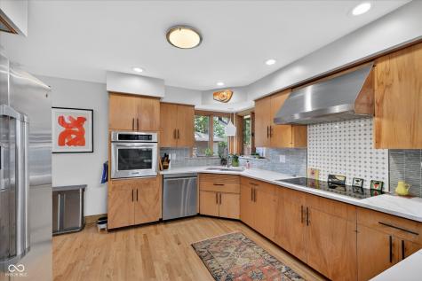 715 E 58th Street Indianapolis IN 46220