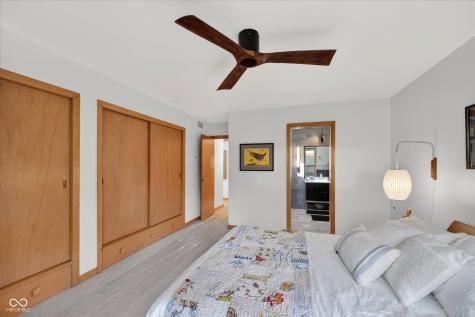 715 E 58th Street Indianapolis IN 46220