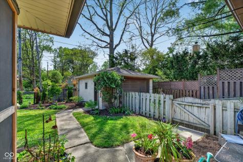 715 E 58th Street Indianapolis IN 46220