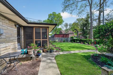 715 E 58th Street Indianapolis IN 46220