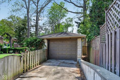 715 E 58th Street Indianapolis IN 46220