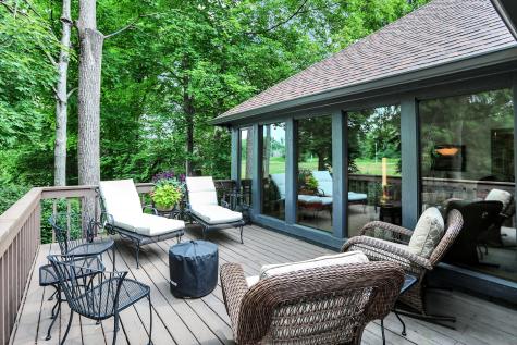 496 N Maple Street Zionsville IN 46077
