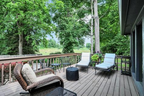 496 N Maple Street Zionsville IN 46077