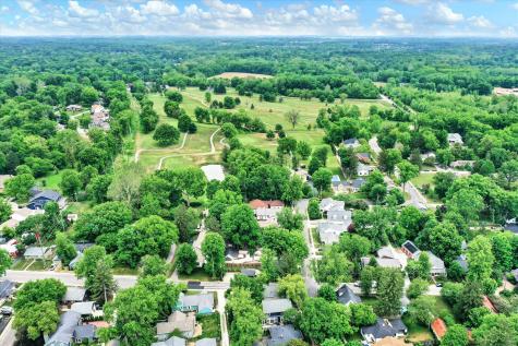 496 N Maple Street Zionsville IN 46077
