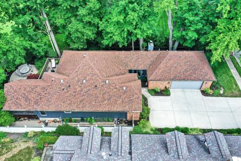 496 N Maple Street Zionsville IN 46077