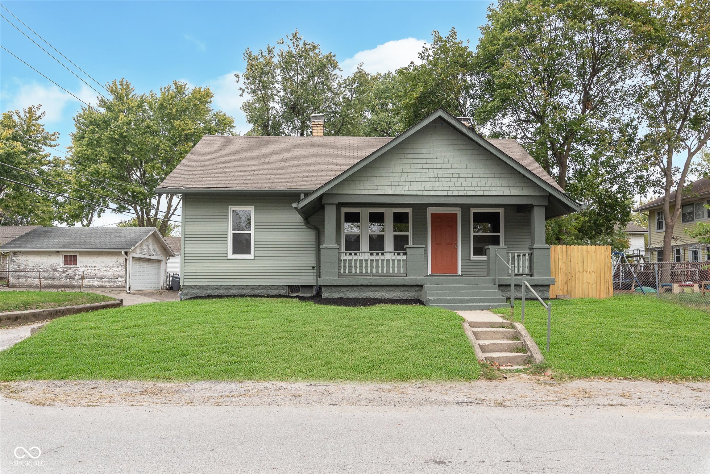 5074 E Walnut Street Indianapolis IN 46201