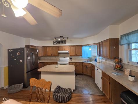 423 S State Street North Vernon IN 47265