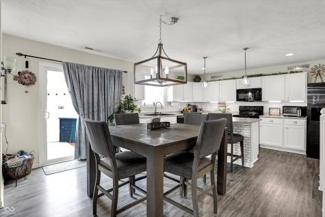 2061 Beacon Court Columbus IN 47201