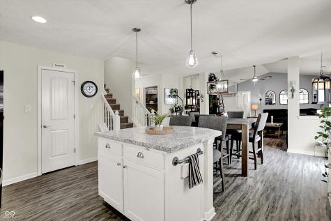 2061 Beacon Court Columbus IN 47201