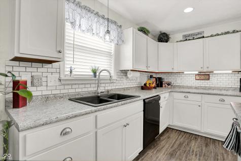 2061 Beacon Court Columbus IN 47201