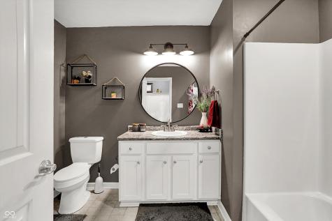 2061 Beacon Court Columbus IN 47201