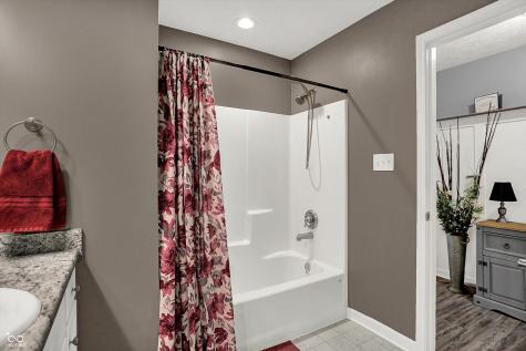 2061 Beacon Court Columbus IN 47201