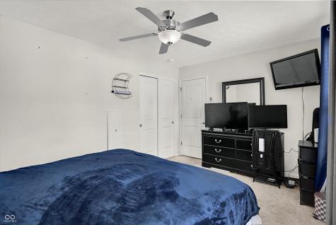 2061 Beacon Court Columbus IN 47201