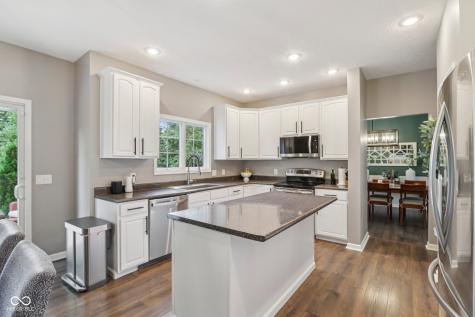 427 Quincy Place Westfield IN 46074