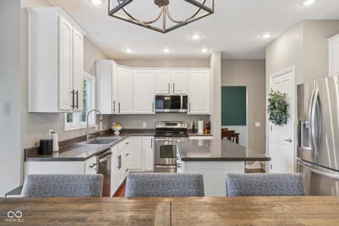 427 Quincy Place Westfield IN 46074