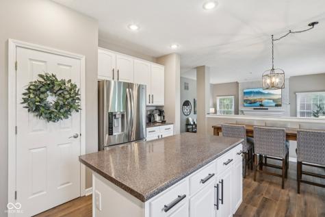 427 Quincy Place Westfield IN 46074
