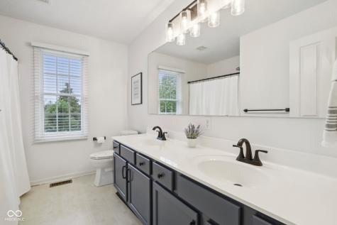 427 Quincy Place Westfield IN 46074