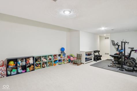 427 Quincy Place Westfield IN 46074