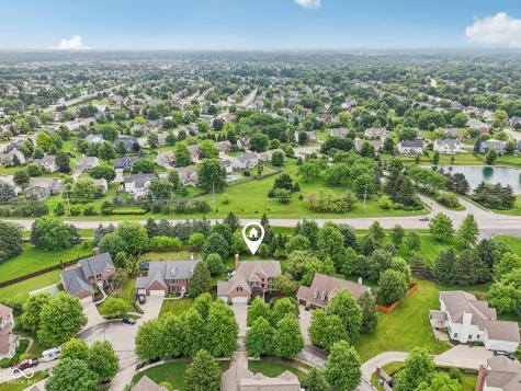 427 Quincy Place Westfield IN 46074