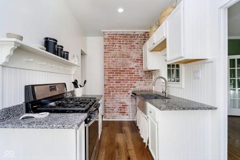 5164 Guilford Avenue Indianapolis IN 46205