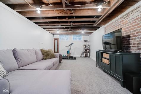 5164 Guilford Avenue Indianapolis IN 46205