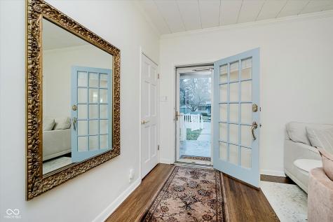 5164 Guilford Avenue Indianapolis IN 46205