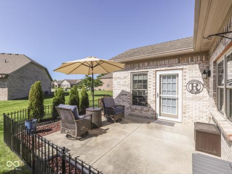7746 Rosa Drive Indianapolis IN 46237