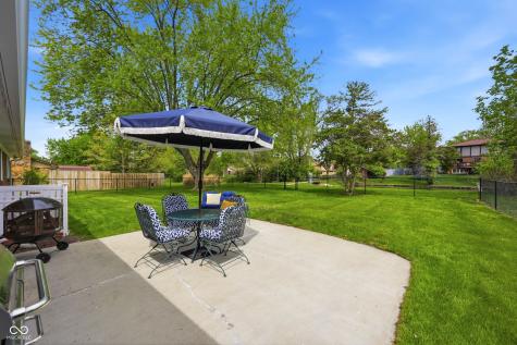 820 Yosemite Drive Indianapolis IN 46217