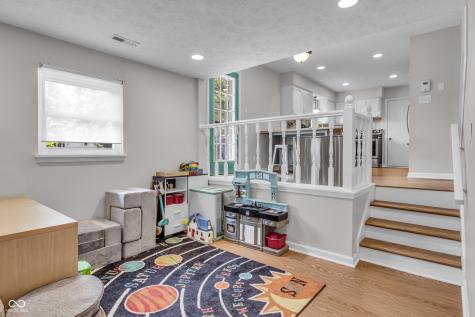 8260 Quetico Drive Indianapolis IN 46268