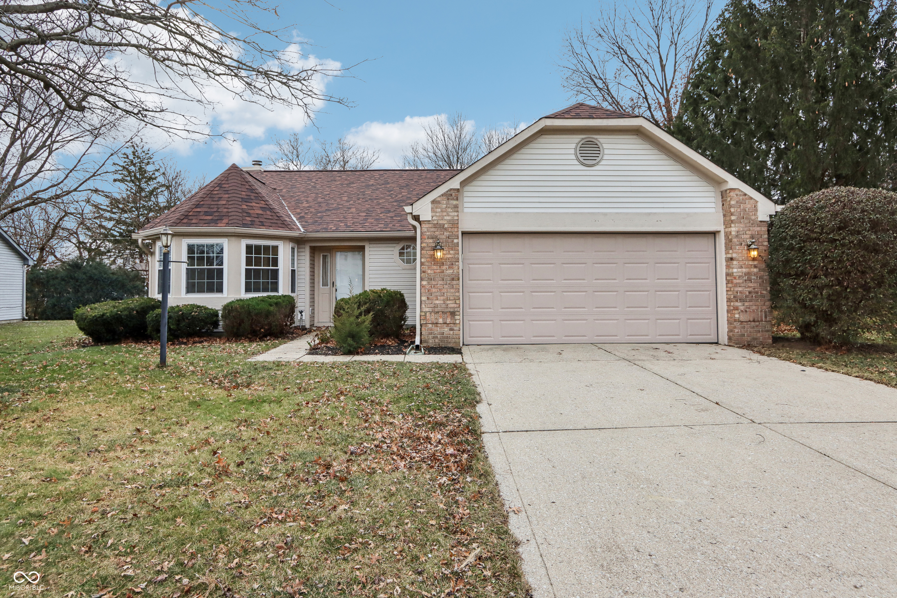 5415 Old Barn Drive Indianapolis IN 46268