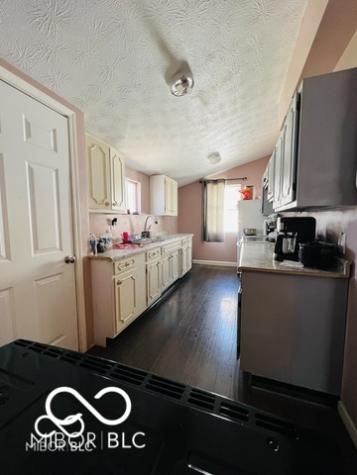1358 Hiatt Street Indianapolis IN 46221
