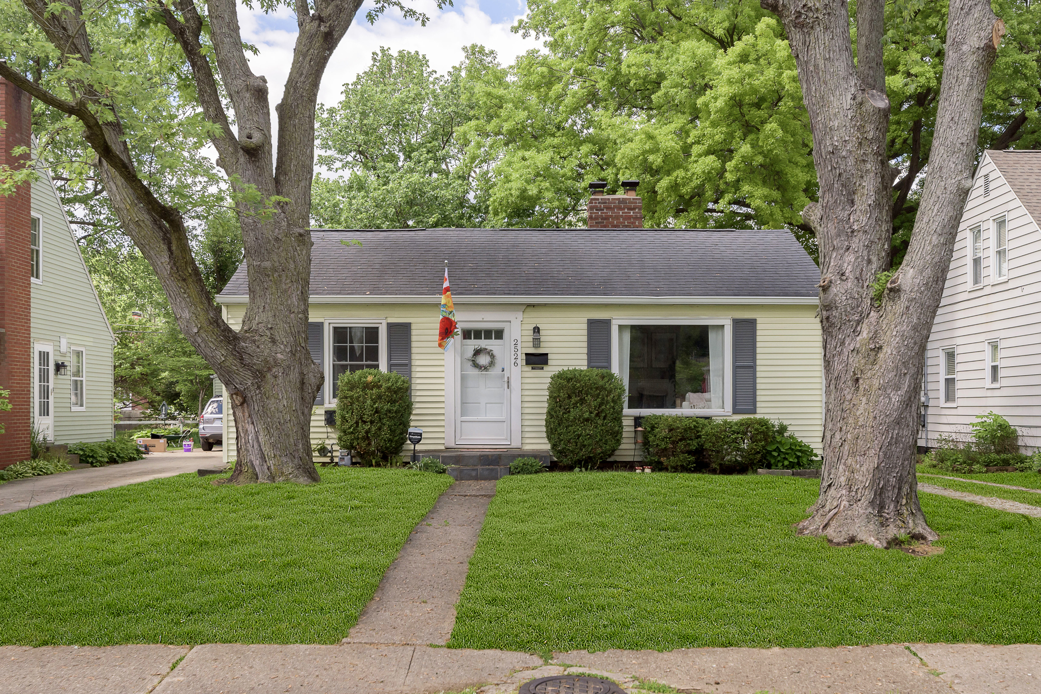 2526 E 57th Street Indianapolis IN 46220