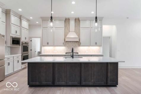 15979 Vitalize Run Fishers IN 46040