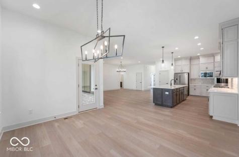 15979 Vitalize Run Fishers IN 46040