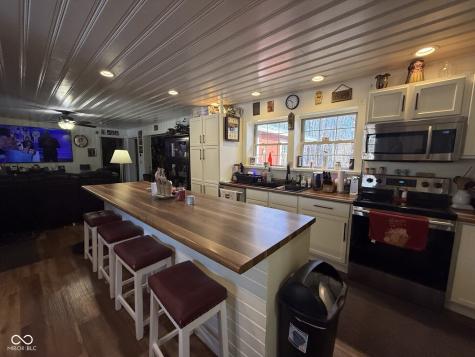 2154 Hornettown Road Morgantown IN 46160